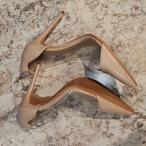 Perfect nude and clear heals - Picture 4 of 5